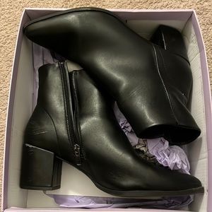 Madden girl black ankle boots size 10